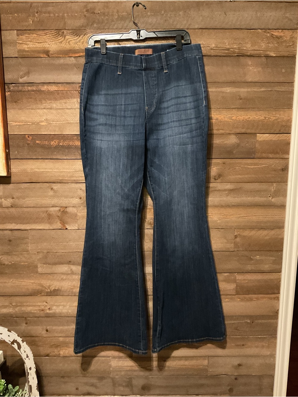 Judy Blue Dark Wash Pull On Flare Jeans Women’s Size 14W Stretchy